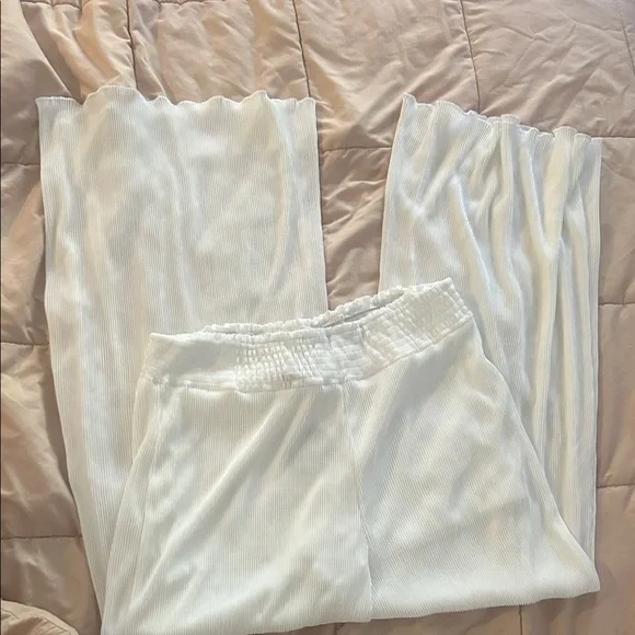 NWT Jolie & Joy White Ribbed Lounge Pants - Picture 2 of 5